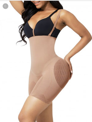 Mesh Seamless Shaper